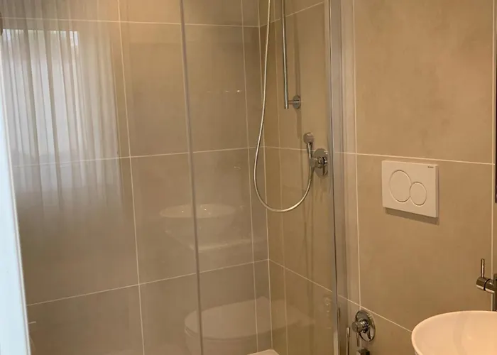 St Peter Primavera * Roma